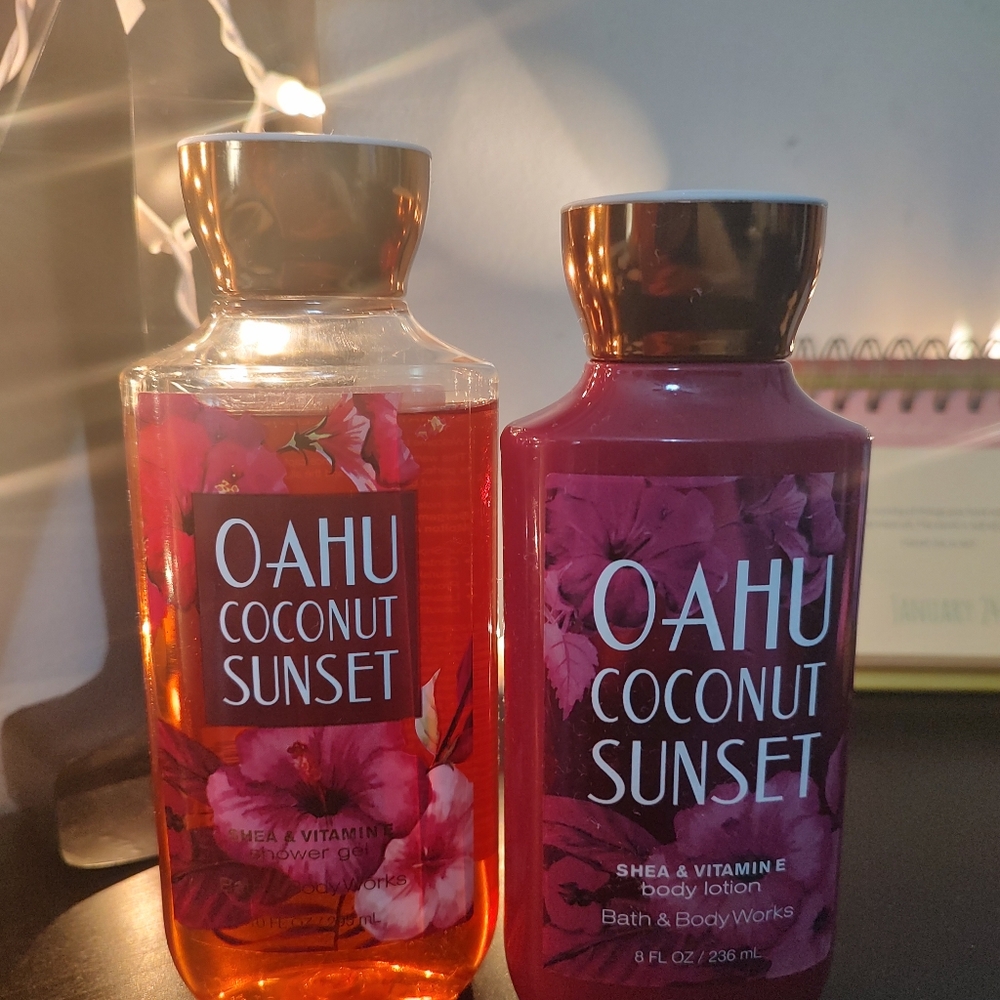 Oahu Coconut Sunset lotion and body wash bath and body works